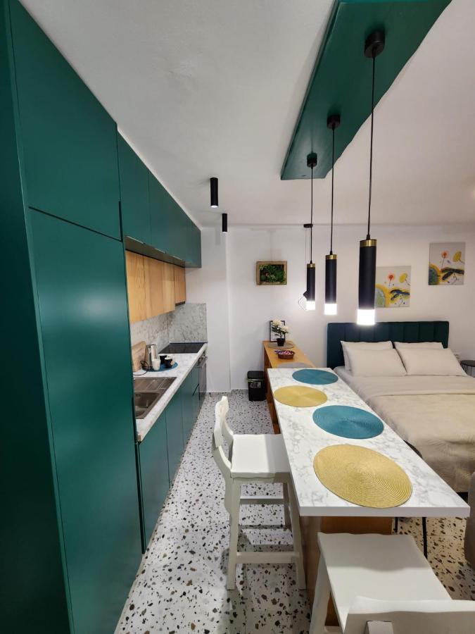 Pietro Guesthouse Tirana Bagian luar foto